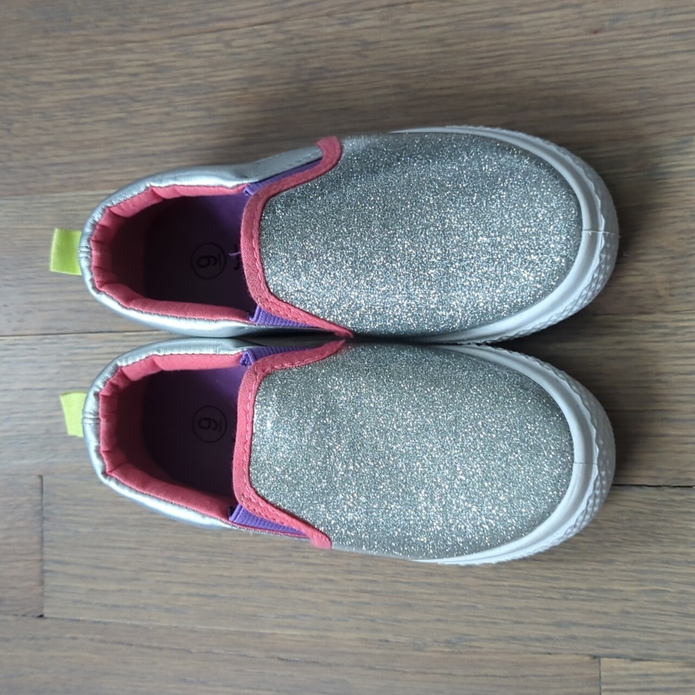 Toddler Girls Silver Glitter Slip-On Sneakers - Size 9